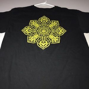 Obey shirt